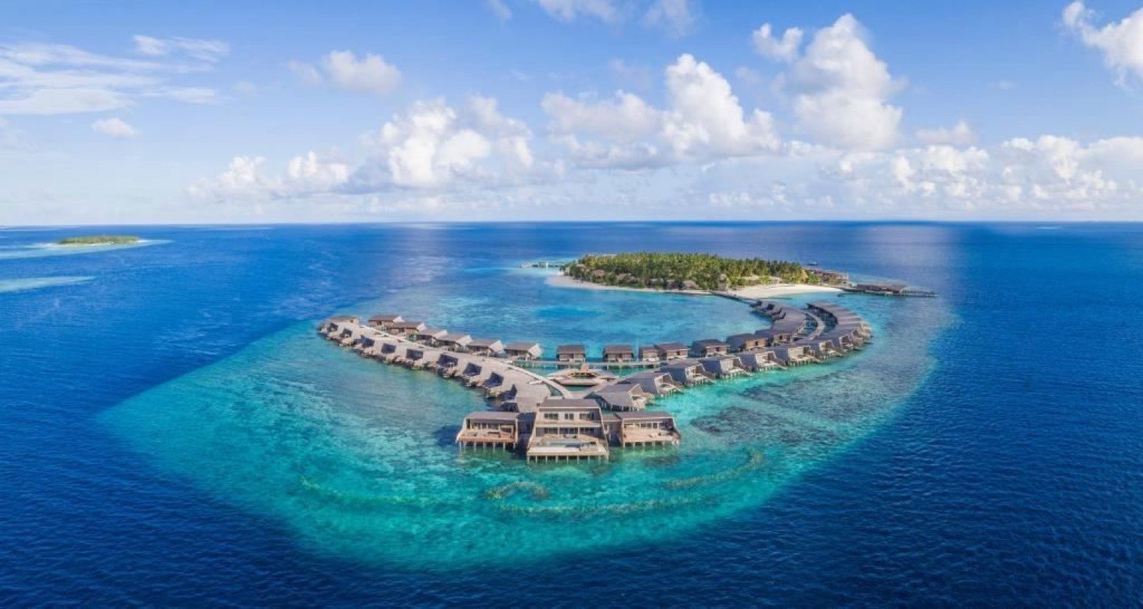 The St. Regis Maldives Vommuli Resort
